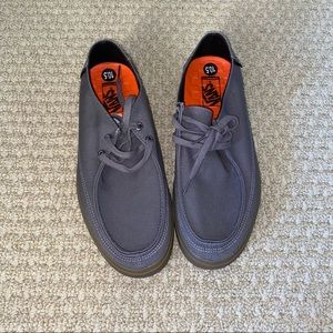 NWOT Men’s Grey Vans Size 10.5